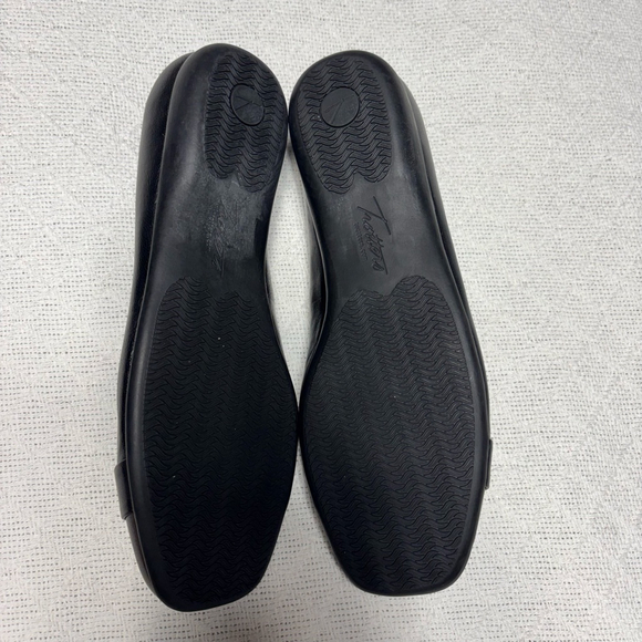 EUC Trotter's Black Sizzle Leather Ballerina Flat w/ Metal Buckle Women Sz 10W - Picture 10 of 12